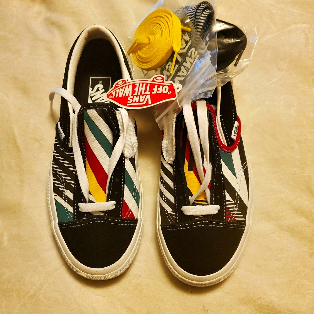 Vans Sneakers